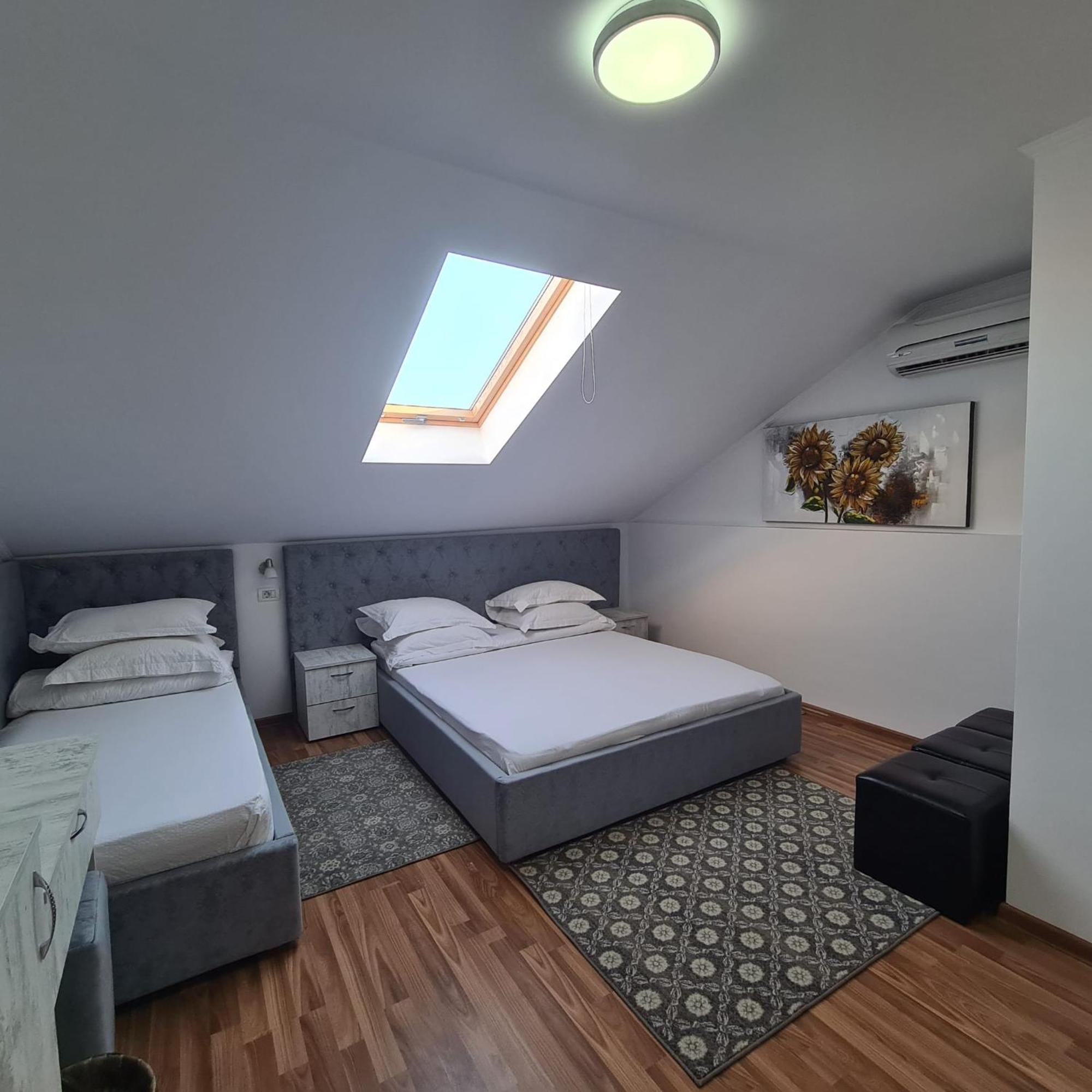 Casa Bianca Hotel Două Mai Eksteriør billede